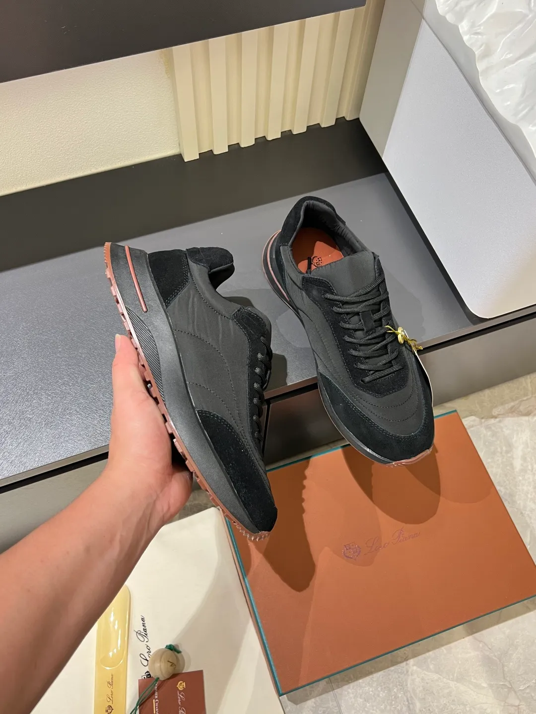Men's men's shoes 💰p480Loro Men's men's shoes 💰piana niche Loro classic jogging shoes, men's lace-up casual shoes and sneakers, high-quality lightweight and comfortable fabrics, suitable for outdoor leisure, the color scheme is young and energetic, and it looks great with sportswear or casual suits! Size: 38-44 (45 customized)